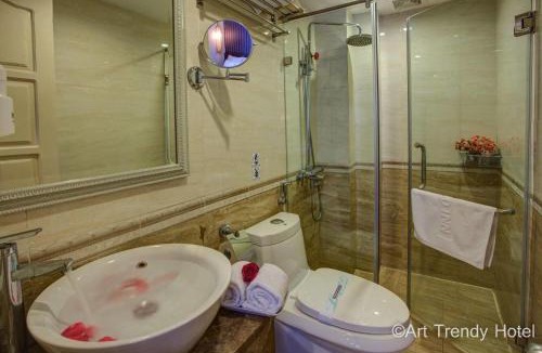 Hang Bo Hotel | Golden Art Hotel