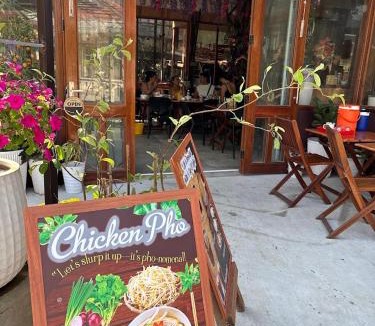 Tan Hiep House | Nhà Waratah Homestay and Restaurant
