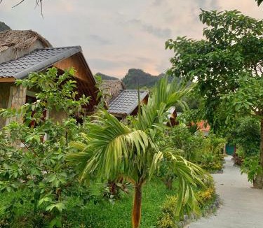 Hoa Lu Hotel | Hang Mua Green Garden Homestay