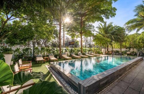 Cua Đai Hotel | HA Ocean Front Hotel and Apartment