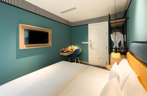 Hai Ba Trung Hotel | A25 Premium Hotel - 130 Bà Triệu