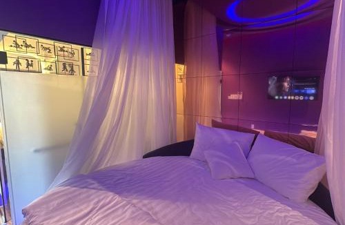Hoc Mon Hotel | Couple Hotel - Khách Sạn Tình Yêu Hóc Môn