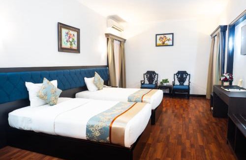 Nguyen Hue Walking Street Hotel | Royal Hotel Saigon