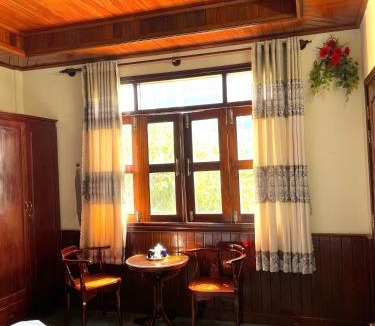 Ninh Kieu Hotel | Nam Sông Hậu Hotel