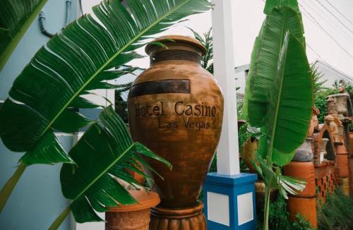 Long Ho House | Mekong Pottery Homestay, Green-Friendly & Boat Tour