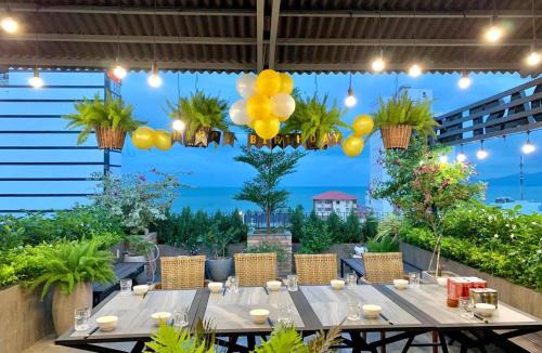 Vinh Hai Hotel | Coast House Boutique Hotel
