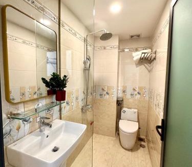 Binh Thanh Hotel | Motel Victoria