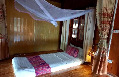 Mai Chau House | Nha Tan - Mai Chau Homestay & Tours