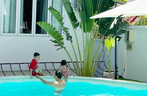 Vung Tau Villa | 5 Bedroom Villa in Vung Tau- Biệt thự 5 phòng Bãi sau- The Black & White Garden Villa
