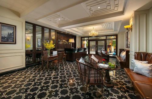 Hang Buom Hotel | La Mejor Hotel & Sky Bar