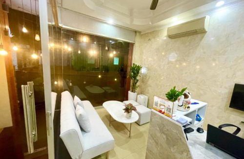 Dong Khoi Hotel | Anh Thien Sai Gon Central Hotel - by Bay Luxury