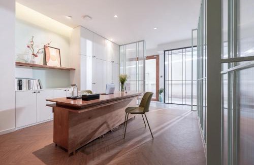 Phuong 6 Hotel | Express by M Village Điện Biên Phủ Q3, a brand of Modern Village Lifestyle