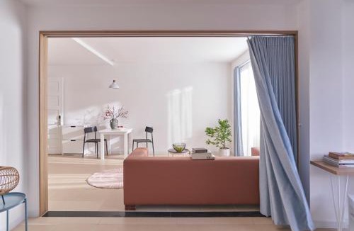Thao Dien Hotel | Express by M Village Nguyễn Văn Hưởng, a brand of Modern Village Lifestyle