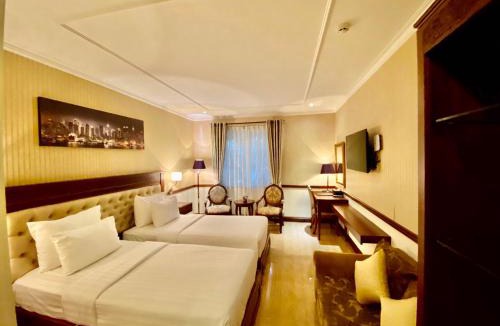 Phu My Hung Apartment | Central Hotel & Residences Swimming Pool