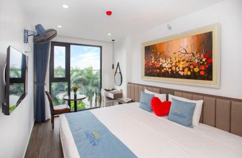 Thuy Khue Hotel | Lake View Hotel