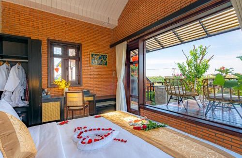 Cua Đai Hotel | Angel Garden Villa