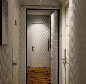 Tan Binh Hotel | THE QUEENDOR BOUTIQUE HOTEL