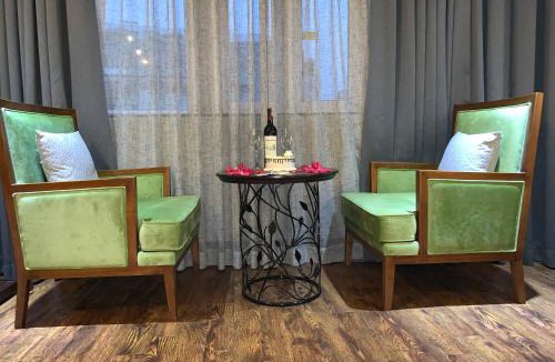 Hang Buom Hotel | Hanoi Center Silk Hotel & Travel