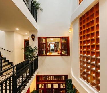 Hue Hotel | Hue 1962 INN