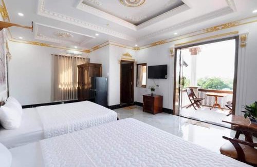 Chau Doc Bed & Breakfast | Little Saigon Hotel