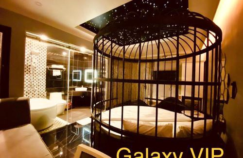 Binh Chanh Hotel | La Galerie Hotel