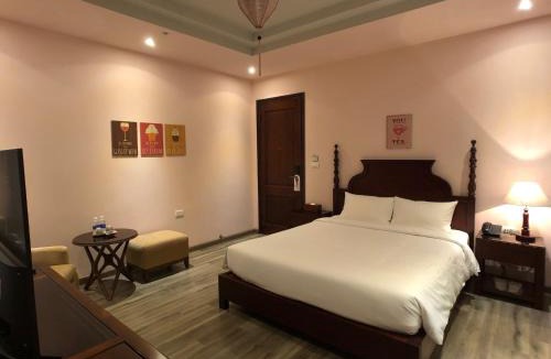 Trung Hoa Nhan Chinh Hotel | Le Grand Hanoi Hotel - The Oriental