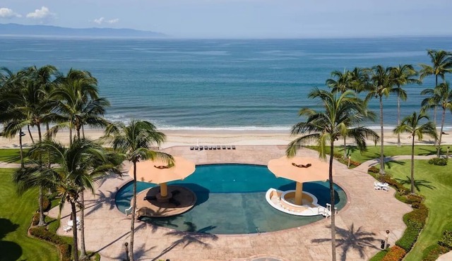 CONDO QUINTA DEL MAR by TRVL2HM