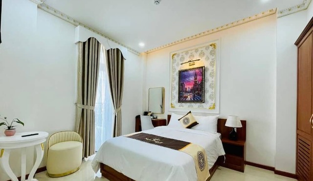 New Palace Hotel