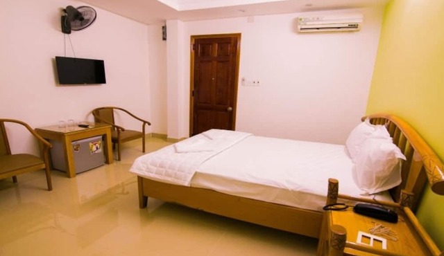 Dong Phuong Hotel