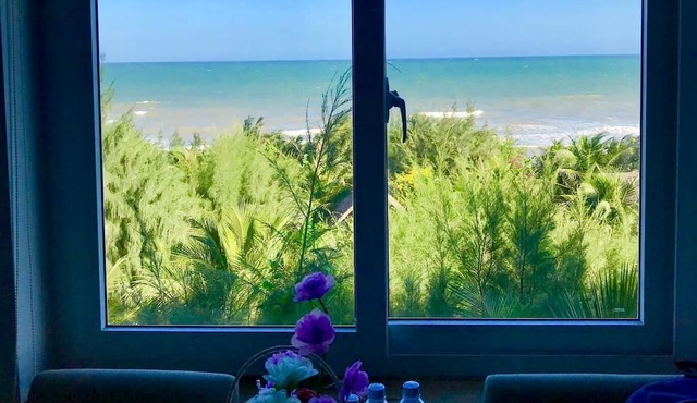 Oceanward Hotels & Resorts