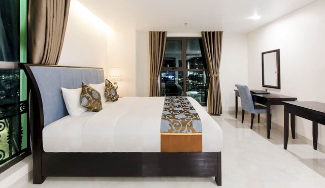 Royal Quang Binh Hotel