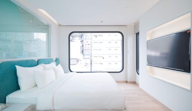 IconSphere Hotel