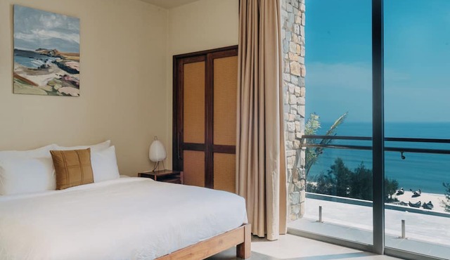 A STAY IN CICI