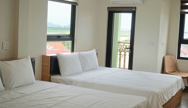 Jademay Airport Hotel