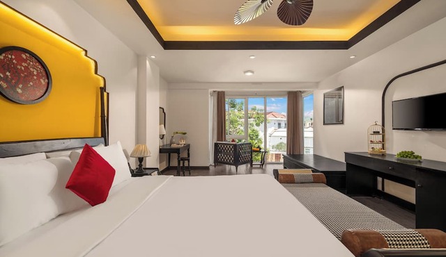 Hoan Cau Hotel