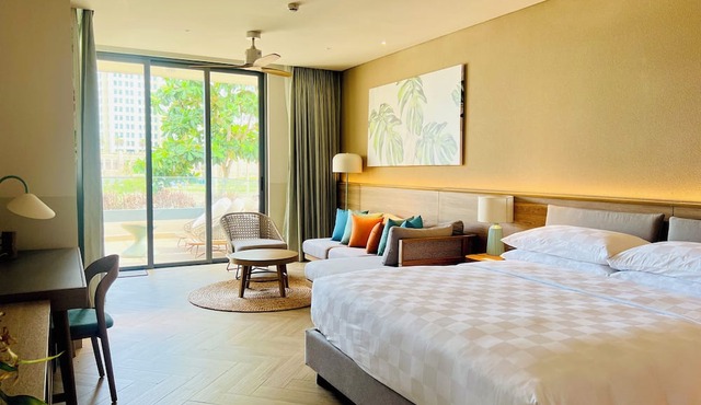 Ho Tram Ixora Beach Villa