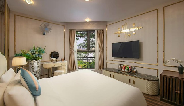 BAO NGOC HOTEL LINH DAM