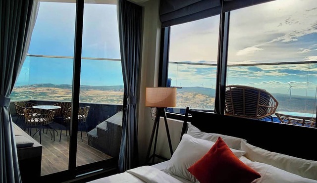Sunrise Oceanfront Mui Ne - V Ruby