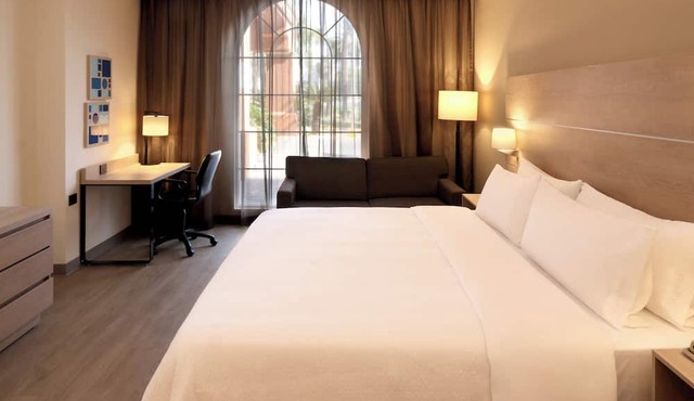 Holiday Inn Express Monterrey Galerias by IHG in Monterrey