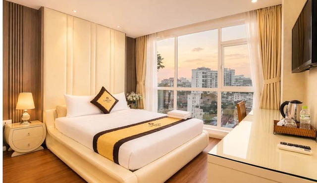 Golden Star Hotel
