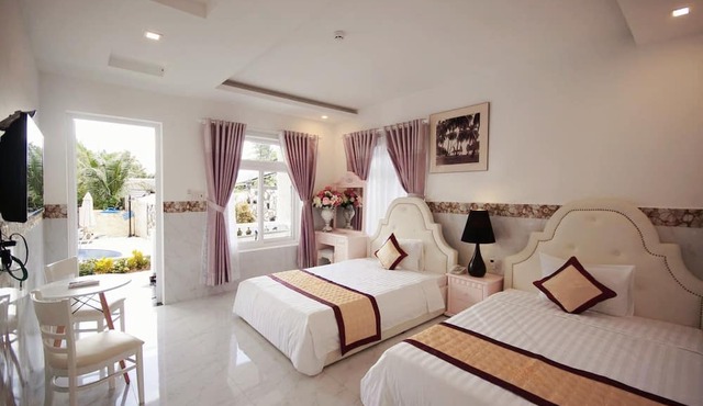 Godiva Phu Quoc Hotel