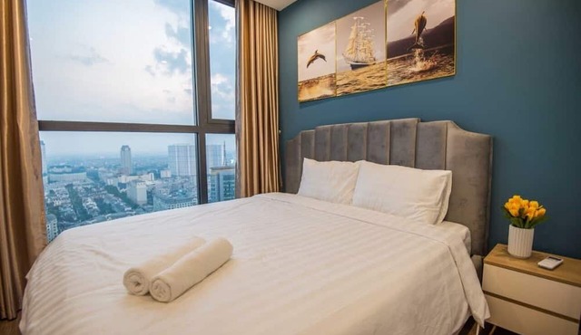 Homefromhome Metropolis Apartments