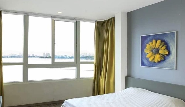 Hanoi Home 2 - Lake view Apartment