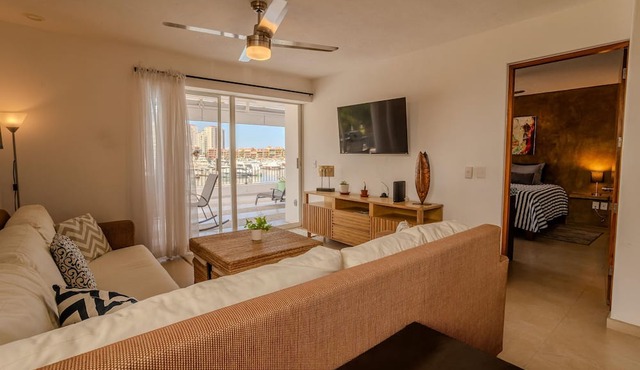 2BD condo facing the Marina of Puerto Vallarta! 2BD Condo for rent in Marina Va