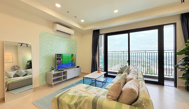 Homie's The Glory Apartment