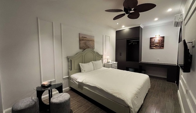Elegant New England–Style Villa in the Heart of Wonderland Ho Tram
