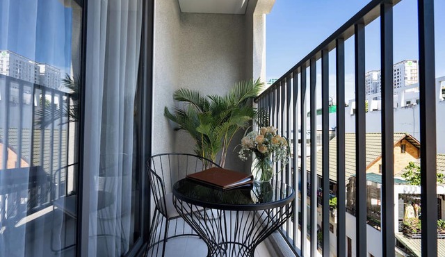 DHTS Business Hotel & Apartment