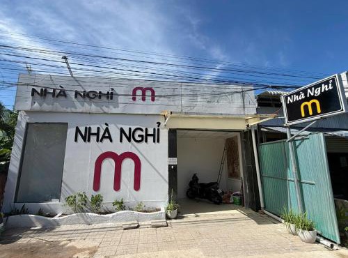 Nhà nghỉ M
