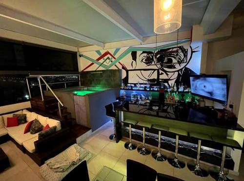 Penthouse con alberca pequeña en Milenio III in Querétaro