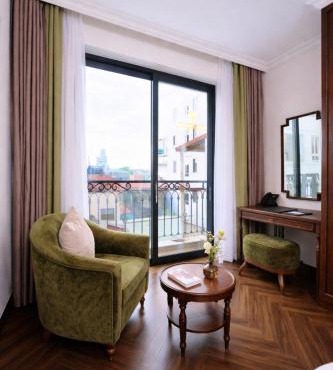 Eli Suites